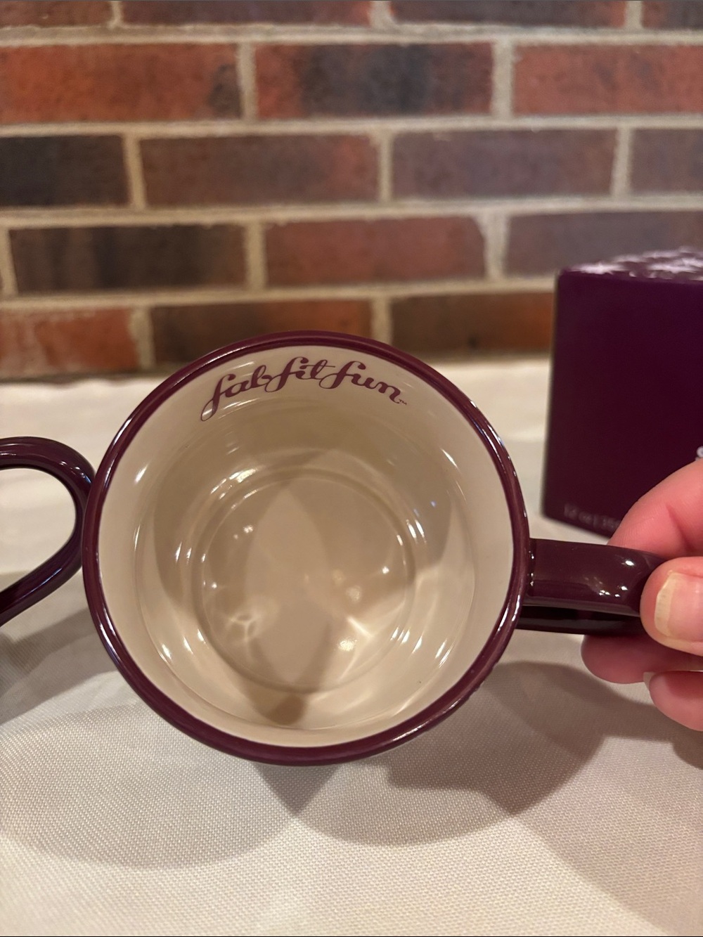 Maroon Star Pattern Ceramic Mugs - Set of 2 - Picture 5 of 10